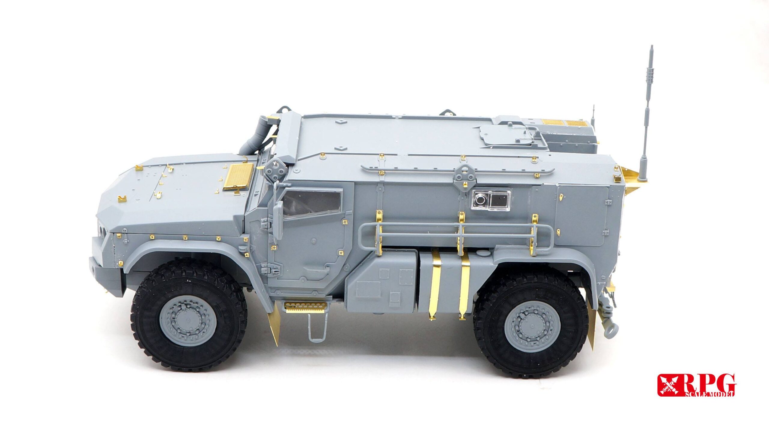 KAMAZ K-4386 Typhoon-VDV Mine-Protected Armoured Vehicle Early Type – Image 7