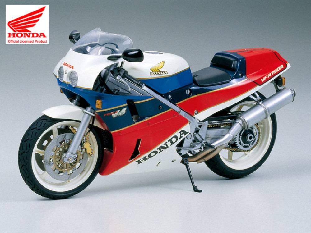 Honda VFR750R RC30 – Image 2