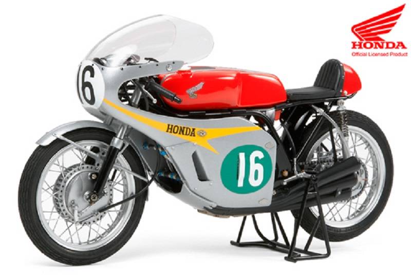 Honda RC166 GP Racer 1966 World Championship Winner – Image 2