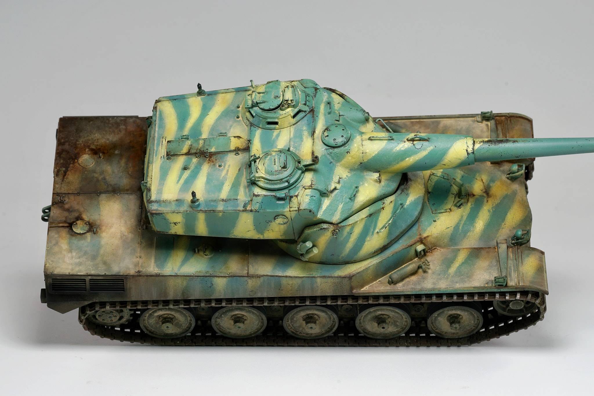 France AMX-50B Heavy Tank – Image 7
