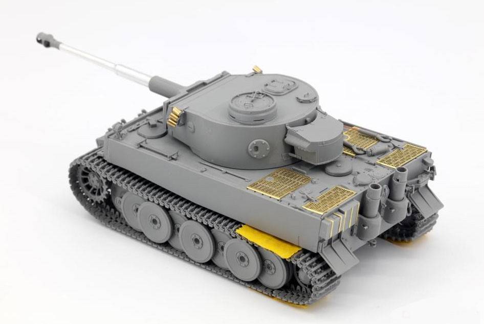Tiger I Initial Production s.Pz.Abt.502 Leningrad Region 1942/43 Winter – Image 4