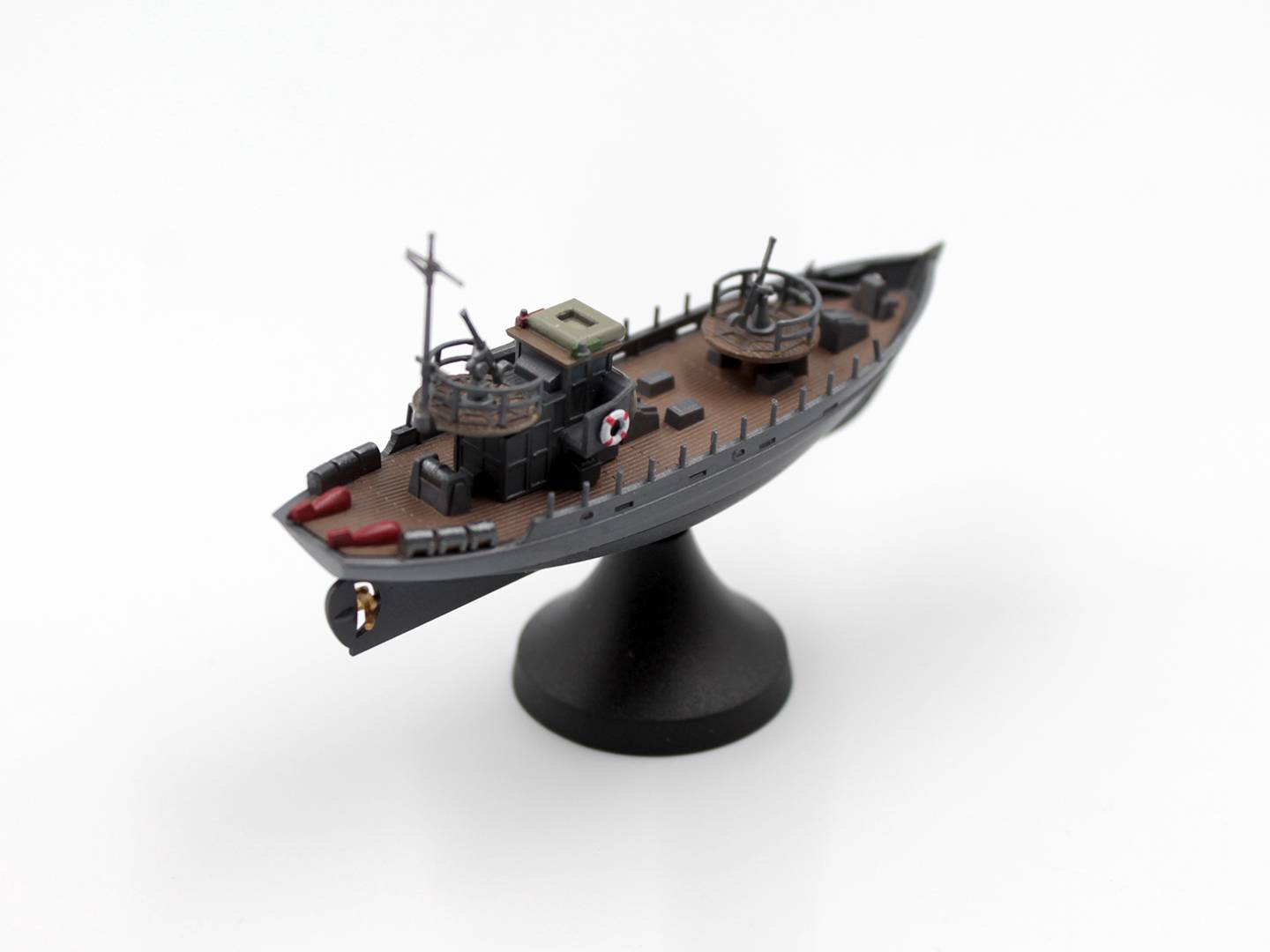 KFK Kriegsfischkutter WWII German multi-purpose boat – Image 4