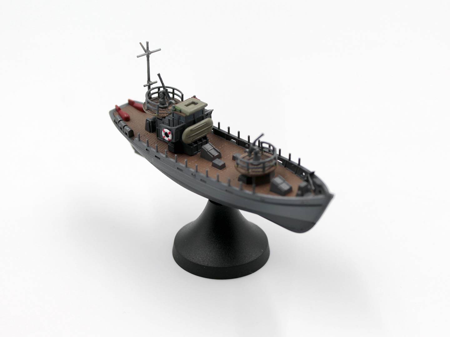 KFK Kriegsfischkutter WWII German multi-purpose boat – Image 5