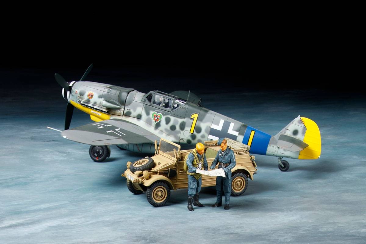 Messerschmitt Bf109 G-6 & Kübelwagen Type 82 Set – Image 2