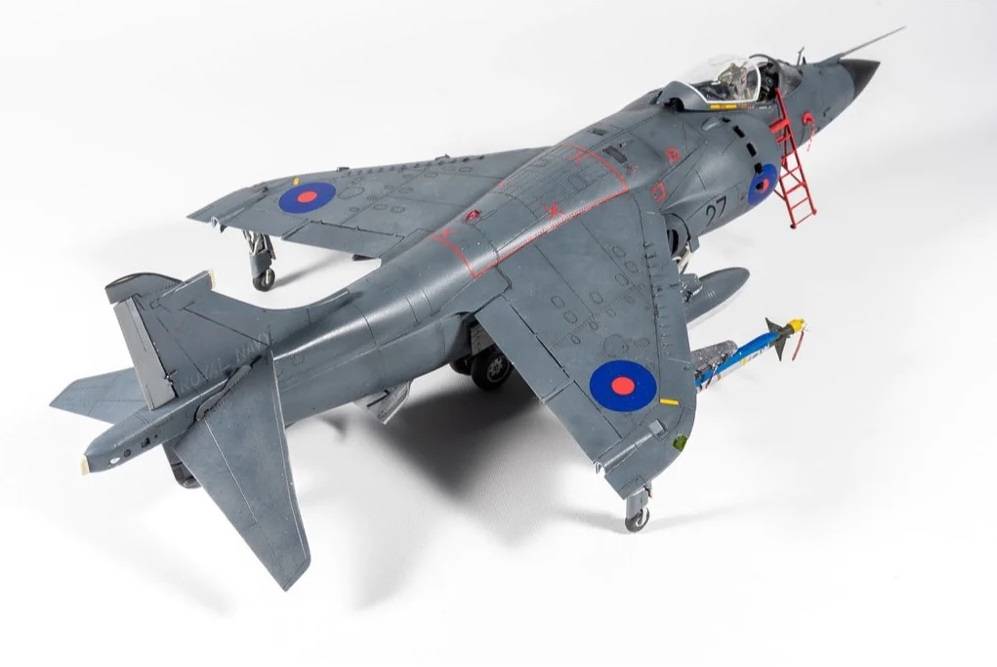 FRS.1 Sea Harrier Falklands 40th Anniversary (includes Royal Navy Tow Tractor) – Image 10