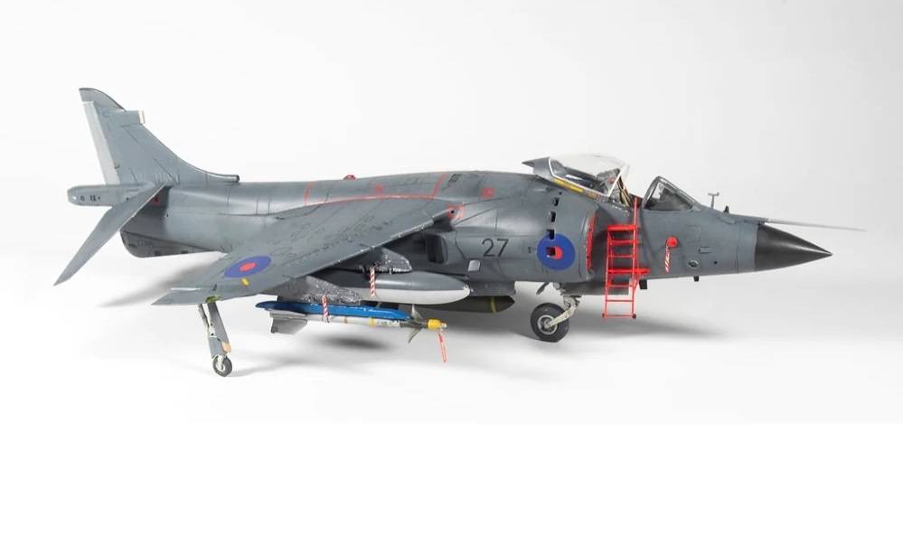 FRS.1 Sea Harrier Falklands 40th Anniversary (includes Royal Navy Tow Tractor) – Image 11