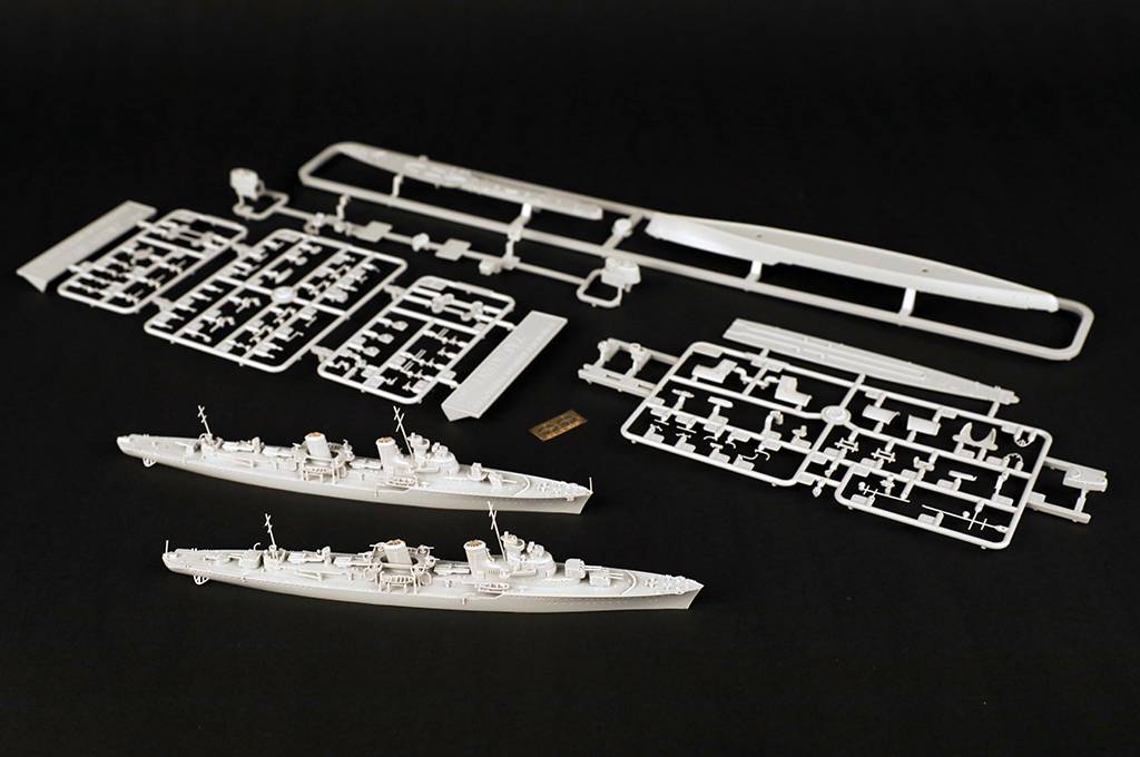 Russian Destroyer Taszkient 1940 – Image 8