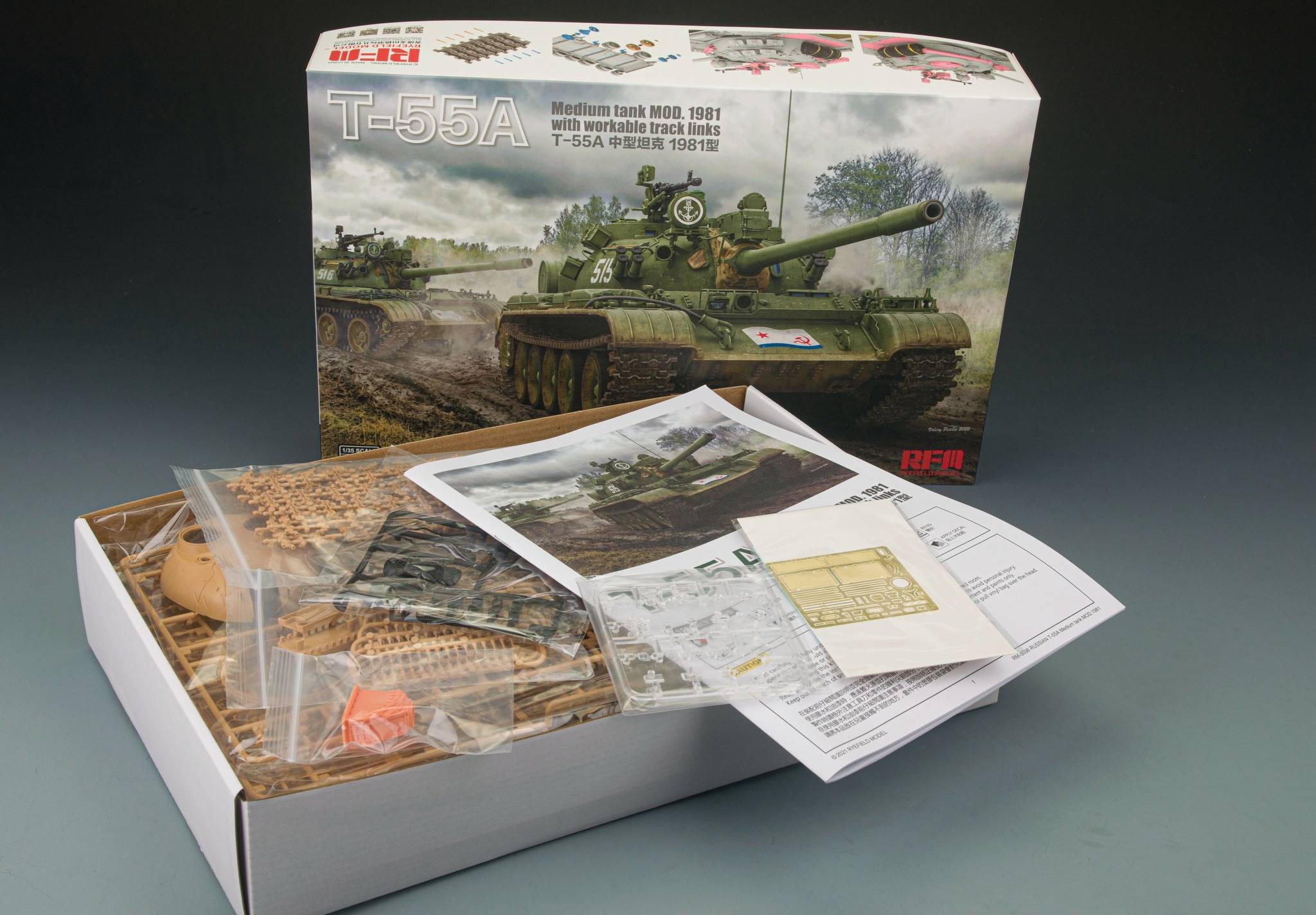 T-55A Medium Tank Mod. 1981 with workable track links – Image 2