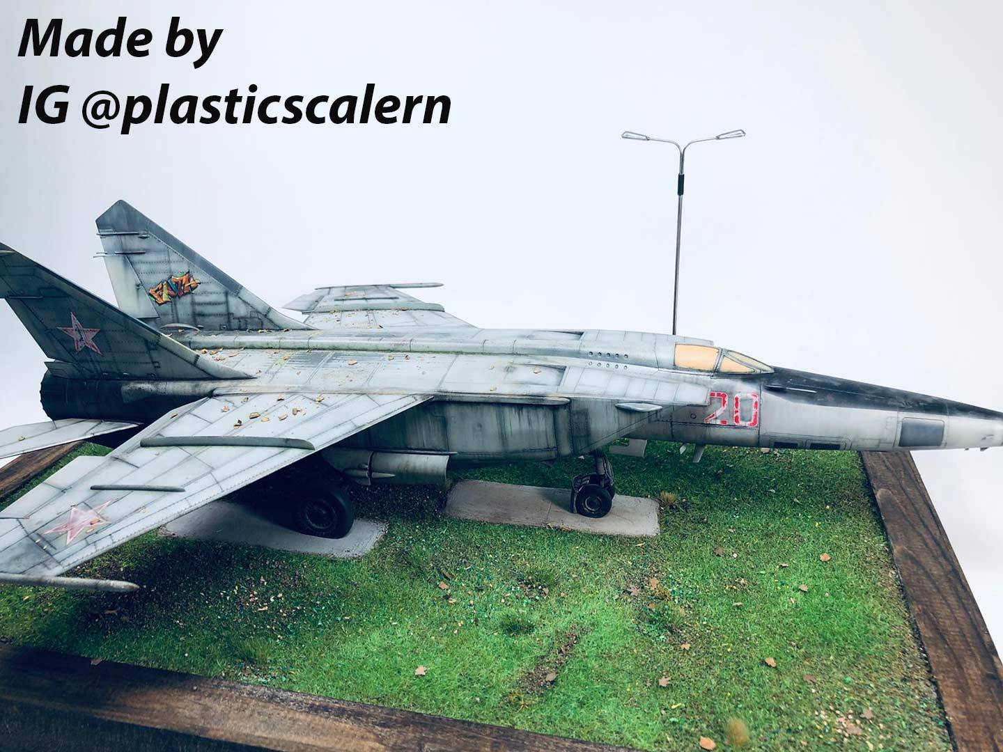 MiG-25 RBF Soviet Reconnaissance Plane – Image 6