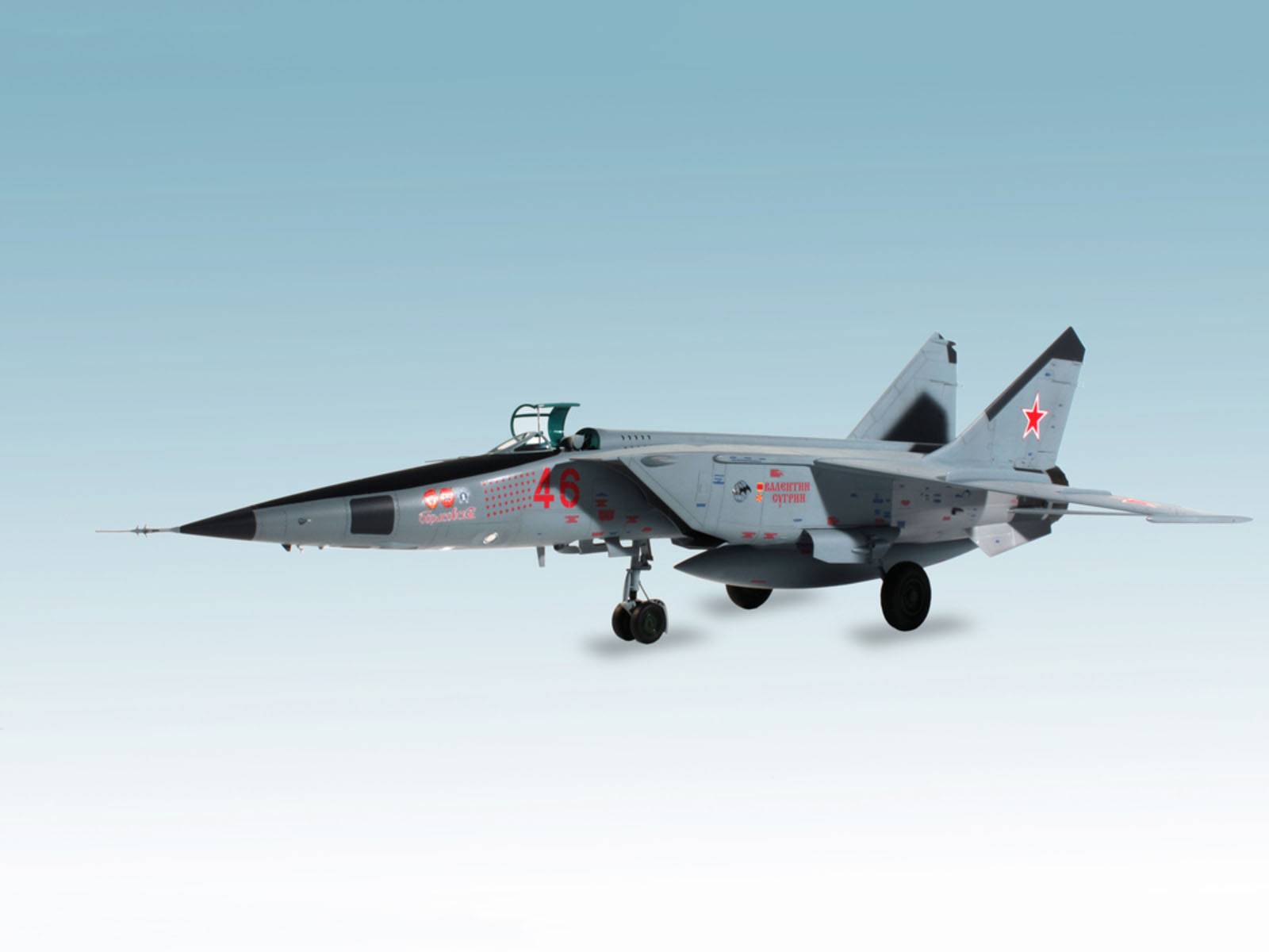 MiG-25 RBT Soviet Reconnaissance Plane – Image 2