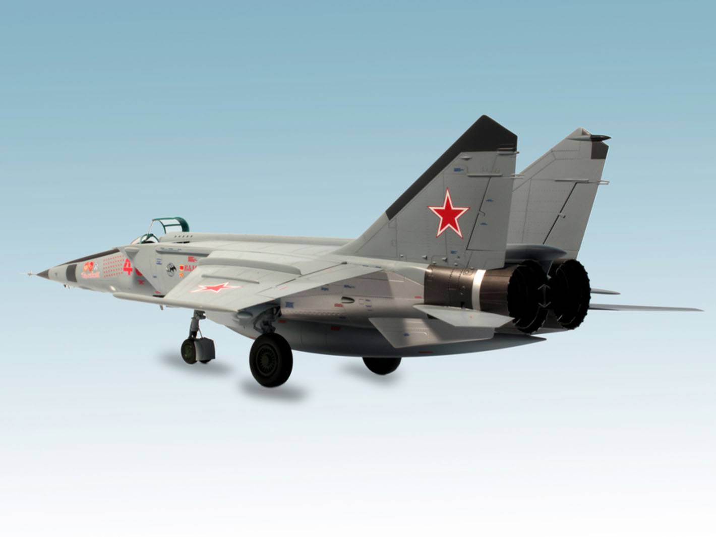 MiG-25 RBT Soviet Reconnaissance Plane – Image 5