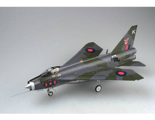 English Electric Lightning F.2A F.6 – Image 2