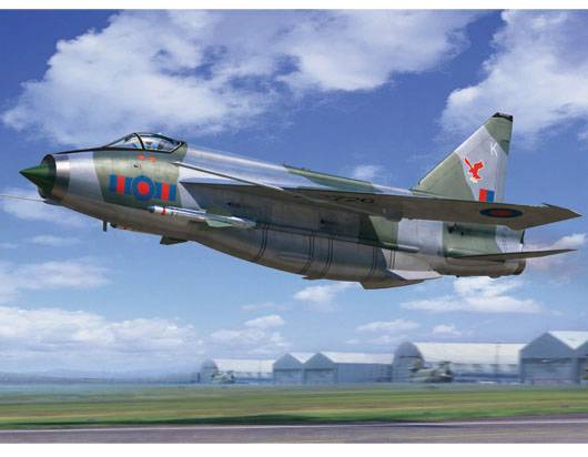 English Electric Lightning F.2A F.6 – Image 8
