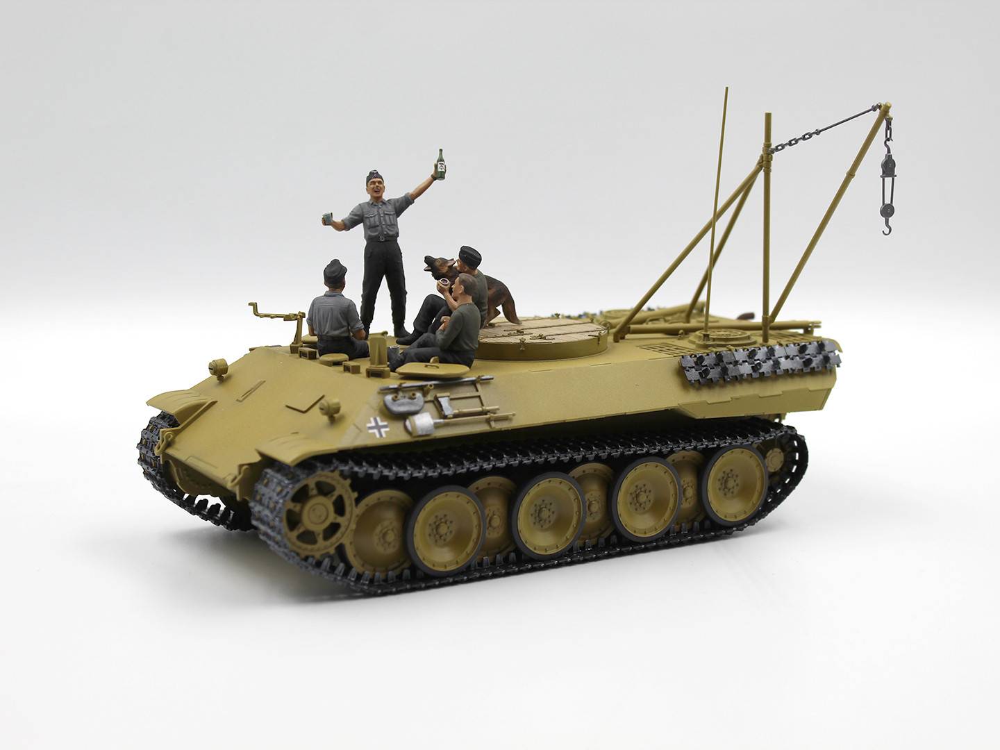 “Prost!”, Between Battles on Bergepanther – Image 2