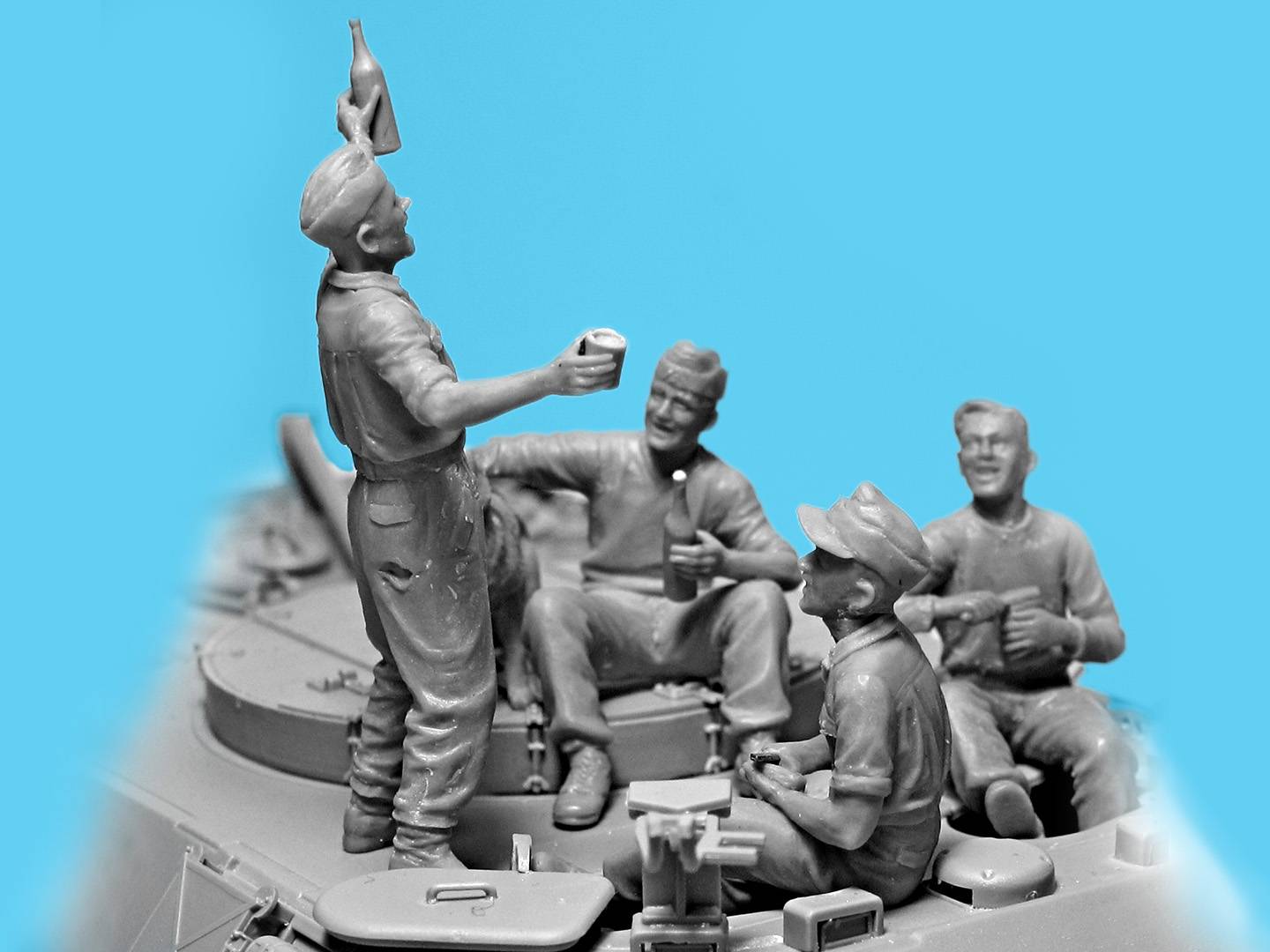 “Prost!”, Between Battles on Bergepanther – Image 14