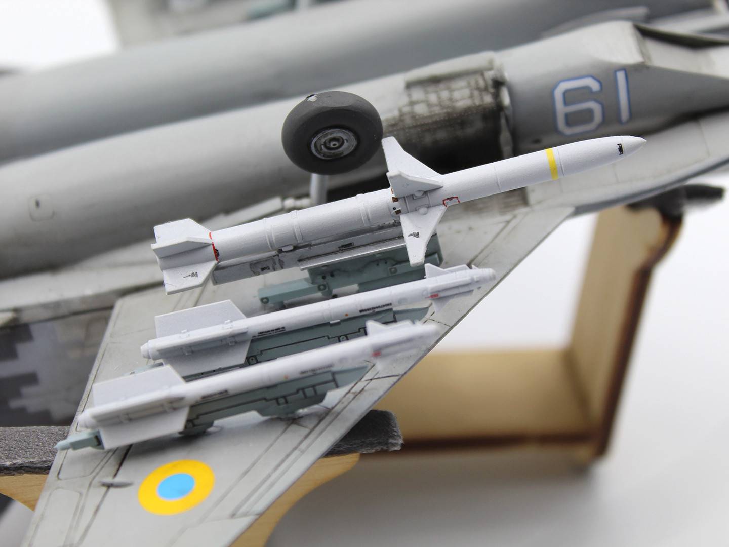 “Radar Hunter” MiG-29 “9-13” Ukrainian Fighter with HARM missiles – Image 7