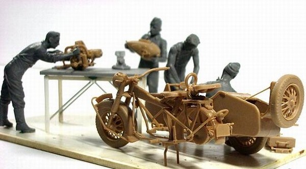 German Motorcycle Repair Crew – Image 2