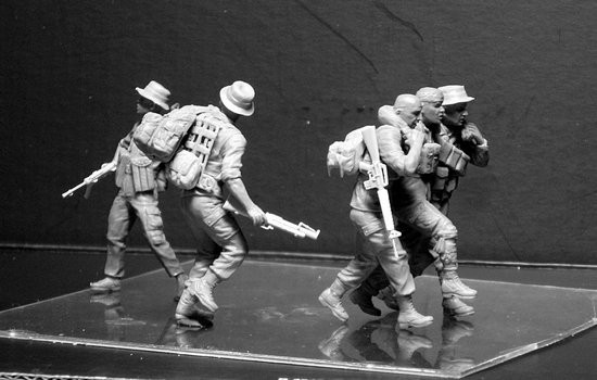 HEAD FOR THE HUEY VIETNAM – Image 4
