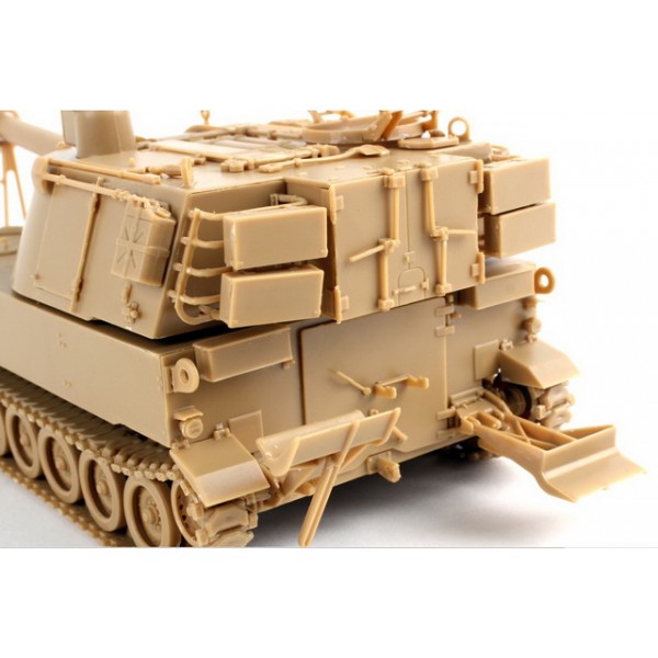 M109A2 Self Propelled Howitzer – Image 3