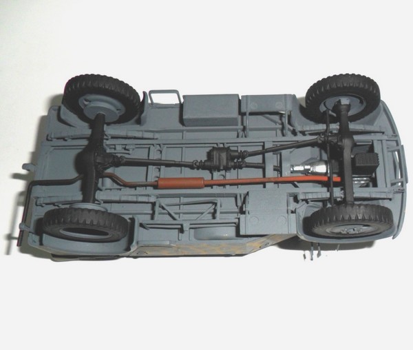 L1500A (Kfz.70) WWII German Personnel Car – Image 10