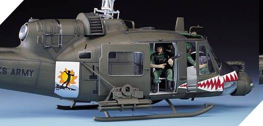 U.S. ARMY UH-1C Huey "Frog" – Image 3