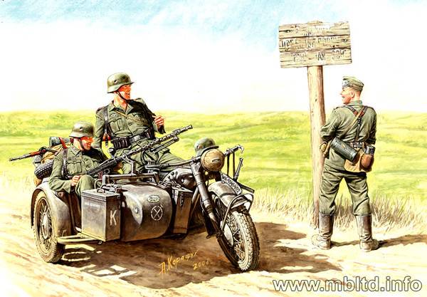 GERMAN MOTORCYCLISTS 1940-1943 Letting of steam