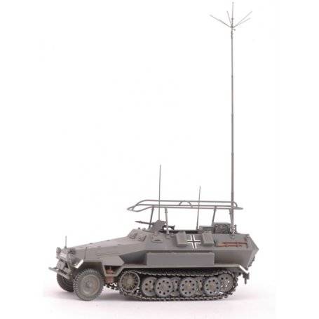 SD.KFZ.251/3 Ausf.B Mittlerer Funkpanzerwagen – Image 2