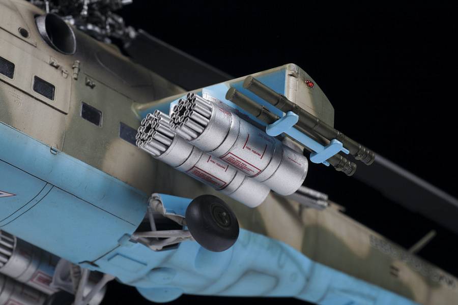 Hélicoptère d'attaque soviétique MI-24P – Image 2