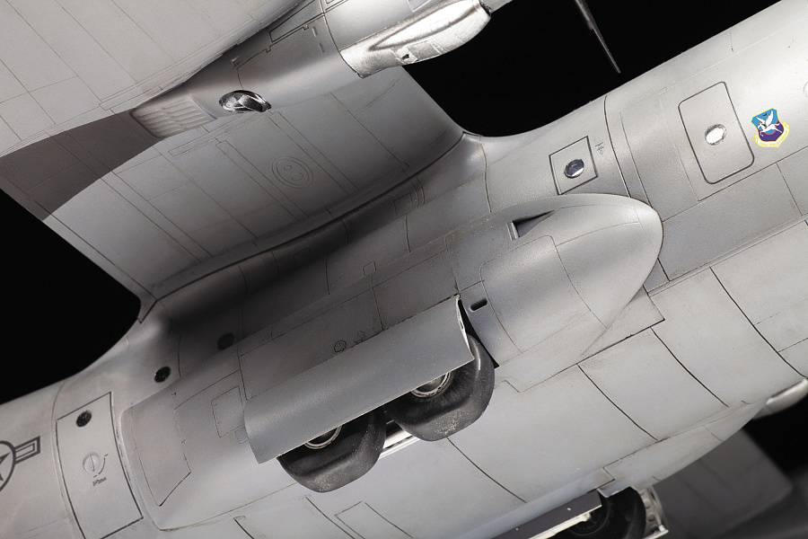 Avion de transport lourd américain C-130J – Image 6