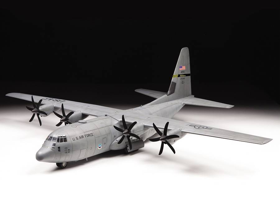 Avion de transport lourd américain C-130J – Image 7