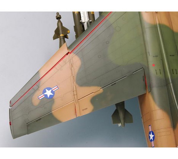USAF A-7D Corsair II – Image 9