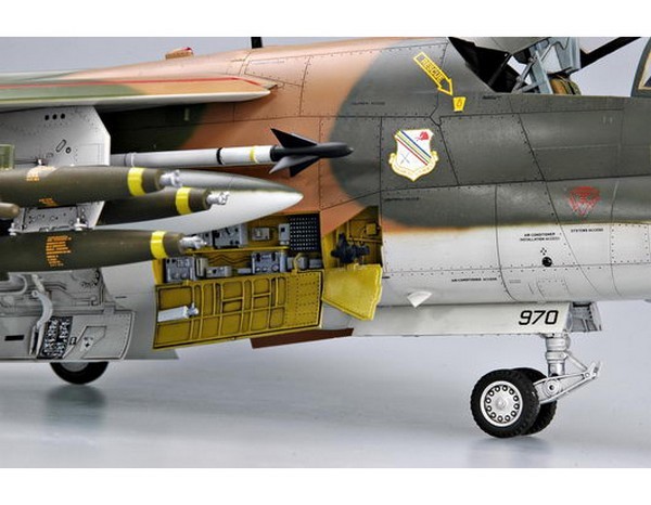 USAF A-7D Corsair II – Image 10