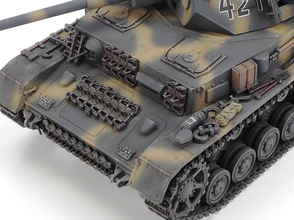 Maquette char Panzerkampfwagen IV Ausf G. Early Production & Motorcycle Eastern Front – Image 5