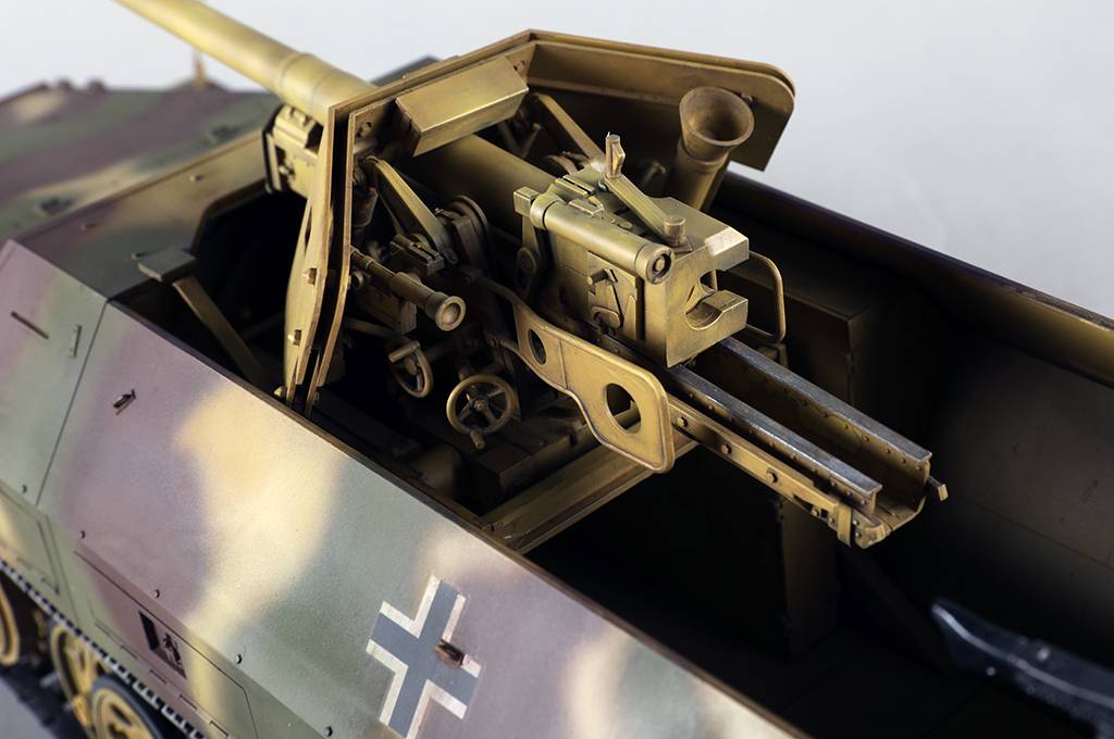 Sd.Kfz 251/22D – Image 5
