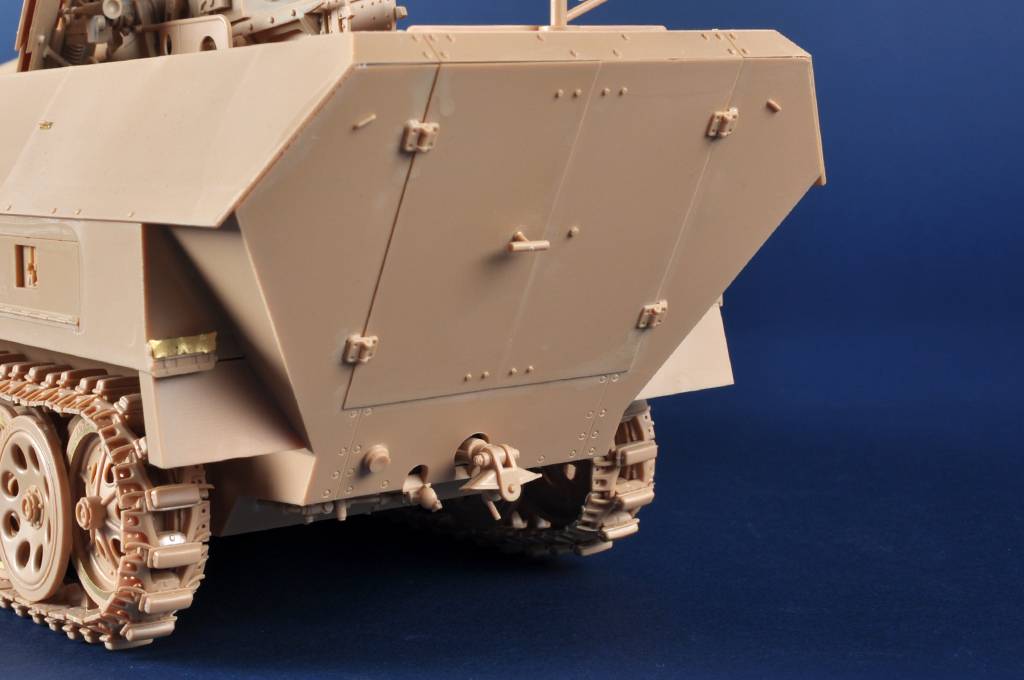 Sd.Kfz 251/22D – Image 29