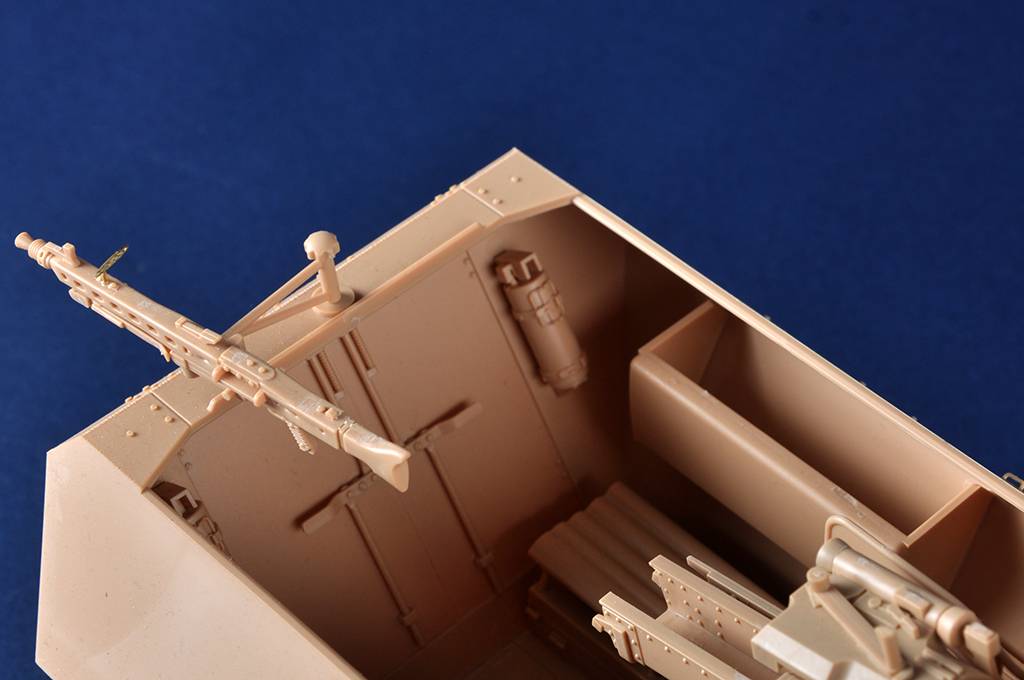 Sd.Kfz 251/22D – Image 33