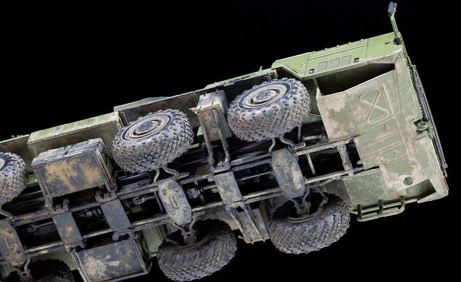 BM-30 Smerch Russian Multiple Rocket Launch System – Image 6