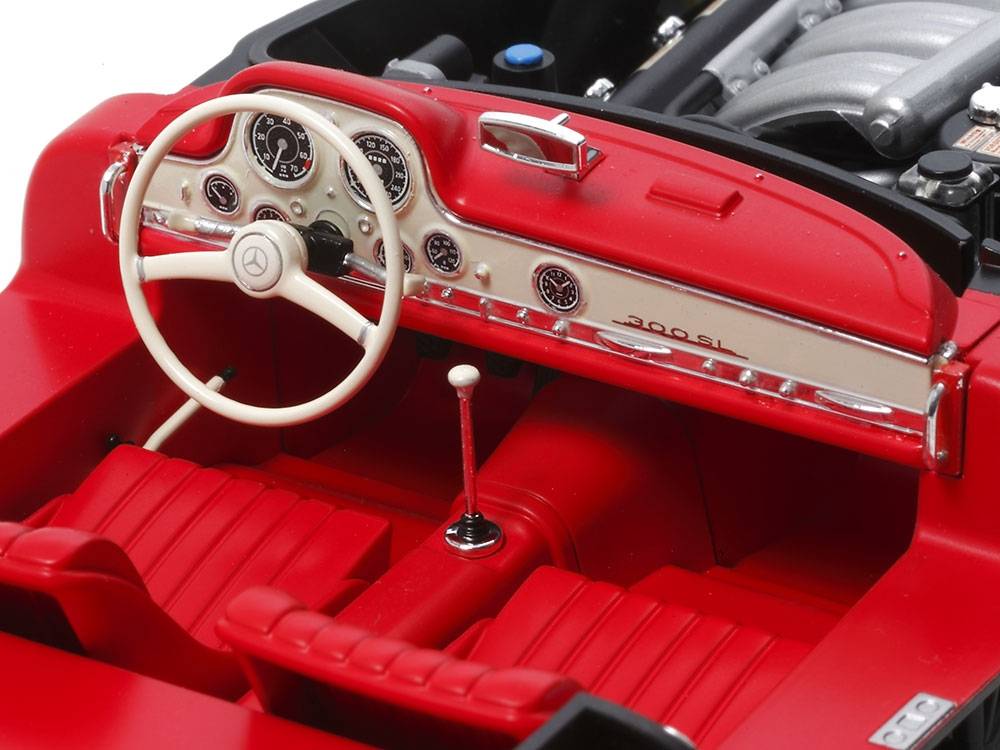 Mercedes-Benz 300SL Full-View – Image 3