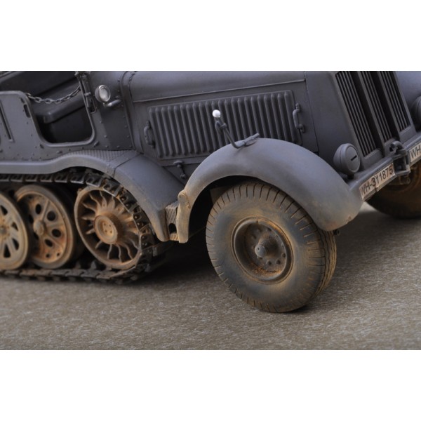 Sd.Kfz.8 Schwerer Zugkraftwagen 12t – Image 6