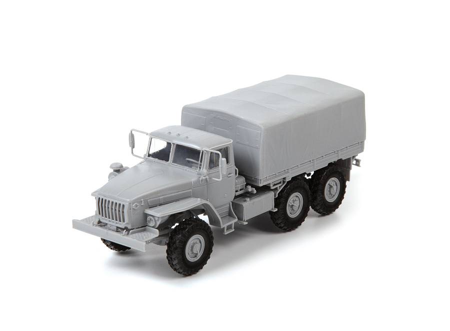 Ural-4320 Russian Army Truck – Image 3
