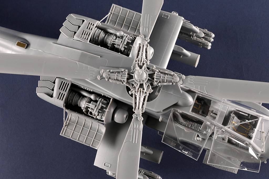 AH-64A Apache – Image 13