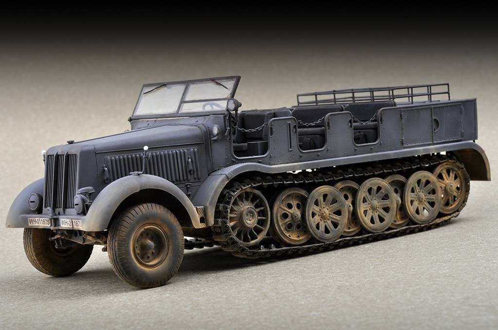 German Sd.Kfz. 8 schwerer Zugkraftwagen 12t – Image 2