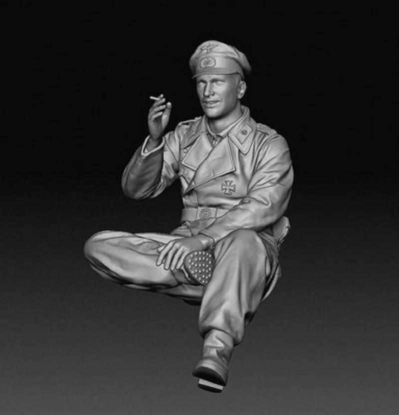 German Tank Commander – Image 3