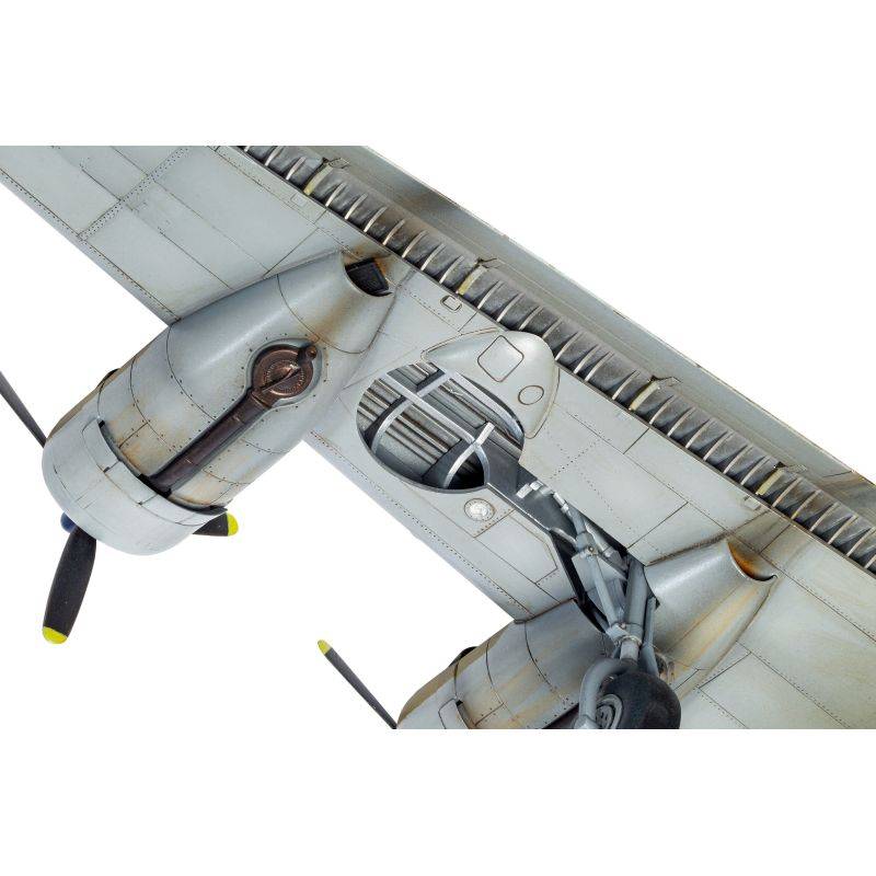 Consolidated B-24H Liberator – Image 10
