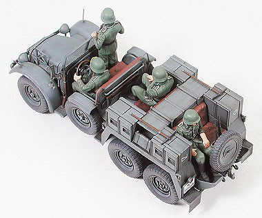 Krupp Protze 1 ton (6x4) Kfz. 69 Towing Truck with 3.7cm Pak – Image 4