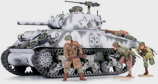 M4A3 Sherman 105mm Howtzer – Image 2