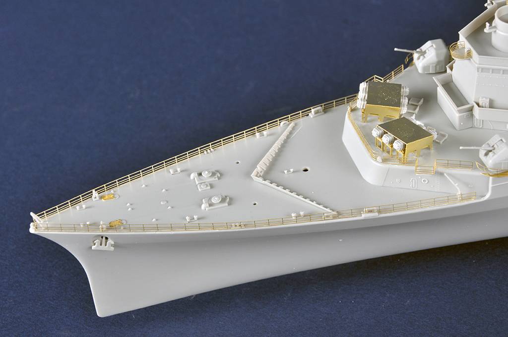 French Navy Helicopter Cruiser Jeanne d’Arc – Image 13