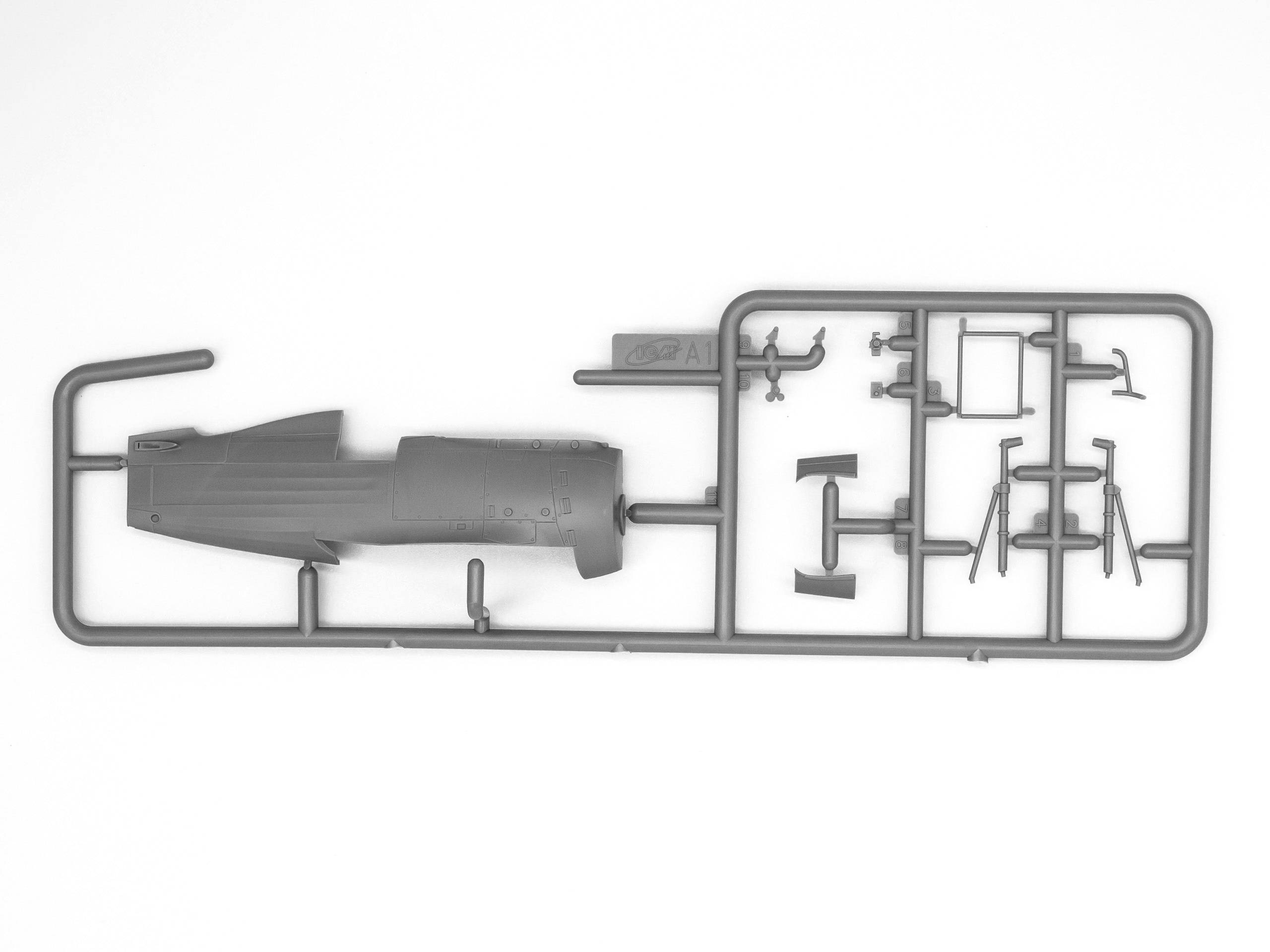 I-153 (winter version) WWII Soviet Biplane Fighter – Image 4