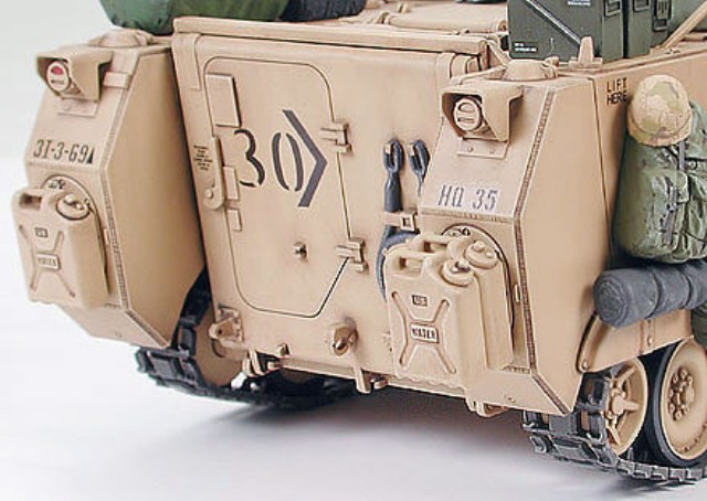 US M113A2 APC (Desert Version) – Image 7