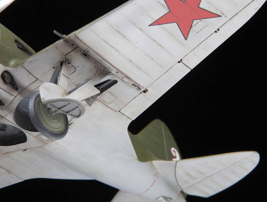 Polikarpov I-16 type 5 Soviet fighter – Image 5